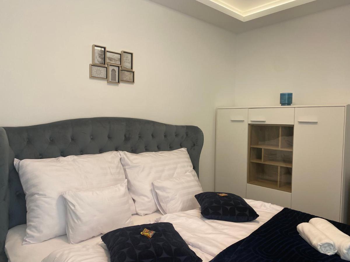 Sunshine Homes Zamardi Ngoại thất bức ảnh