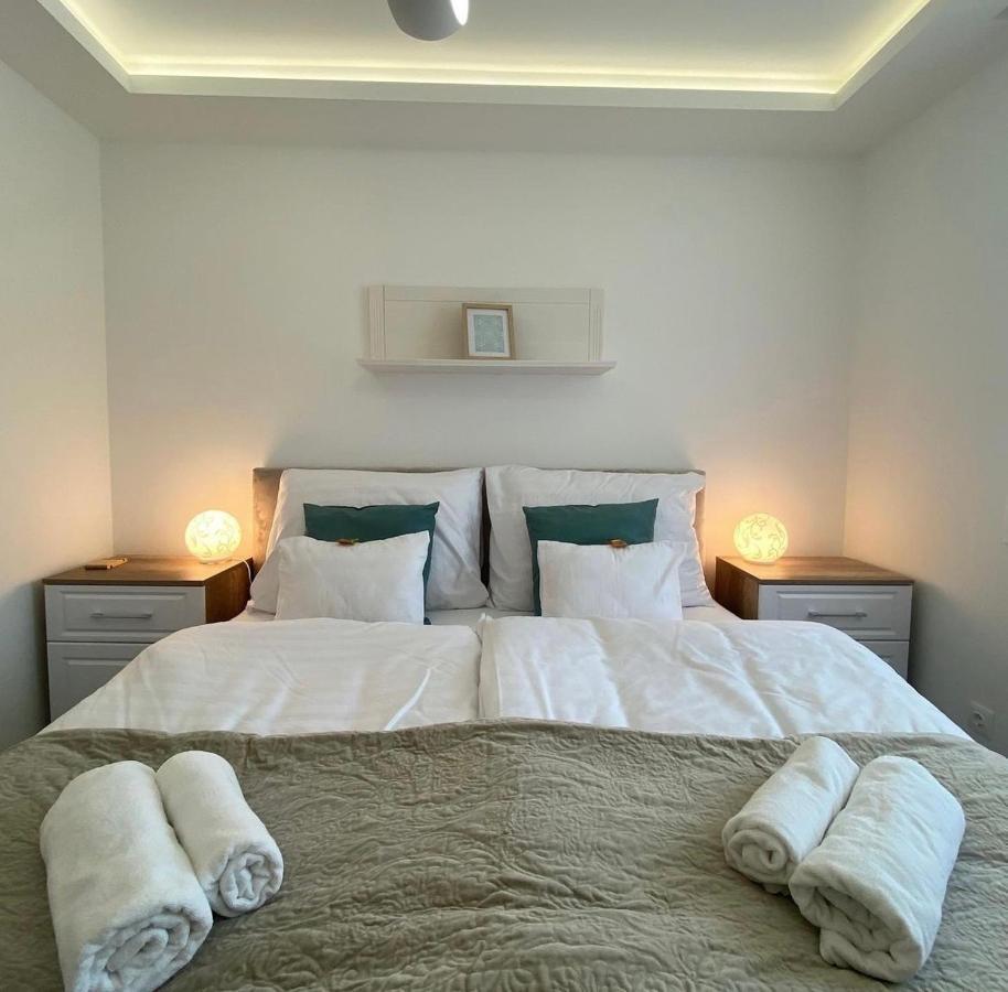 Sunshine Homes Zamardi Ngoại thất bức ảnh