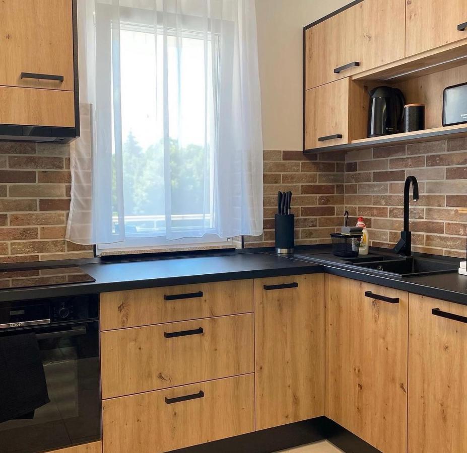 Sunshine Homes Zamardi Ngoại thất bức ảnh