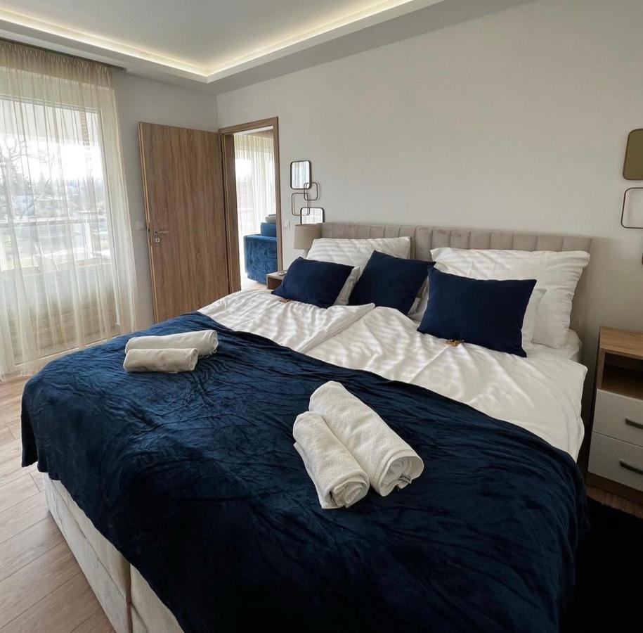 Sunshine Homes Zamardi Ngoại thất bức ảnh